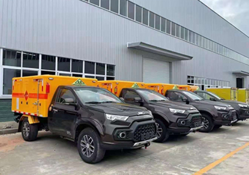 龙圩爆破器材运输车-保障安全与效率的关键